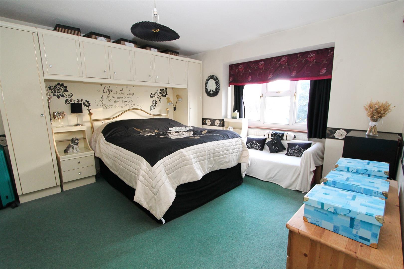 Sandy Lane North, Wallington